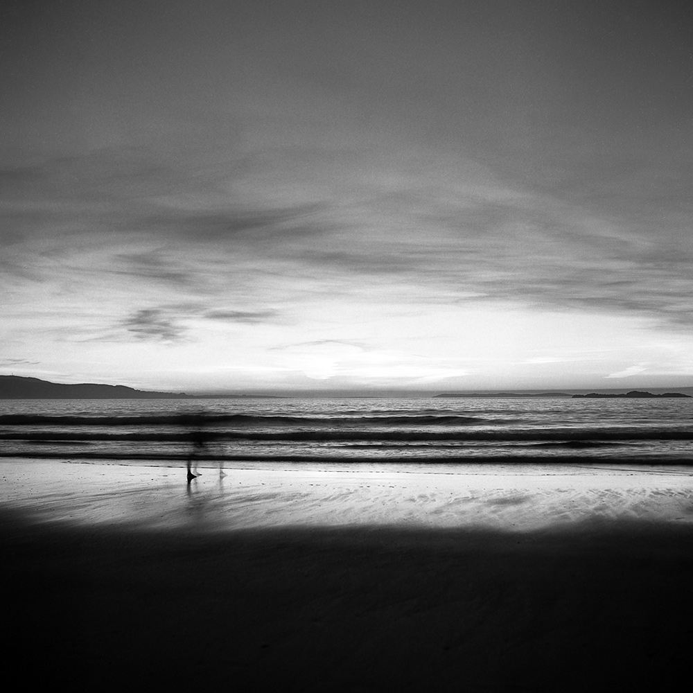 lettergesh beach black and white, two figures