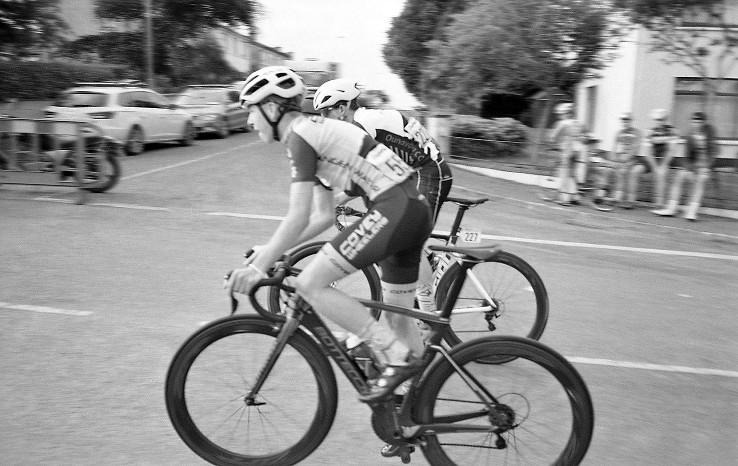 Galway Bay Cycling club, highfield park crit, film photography, donal kelly