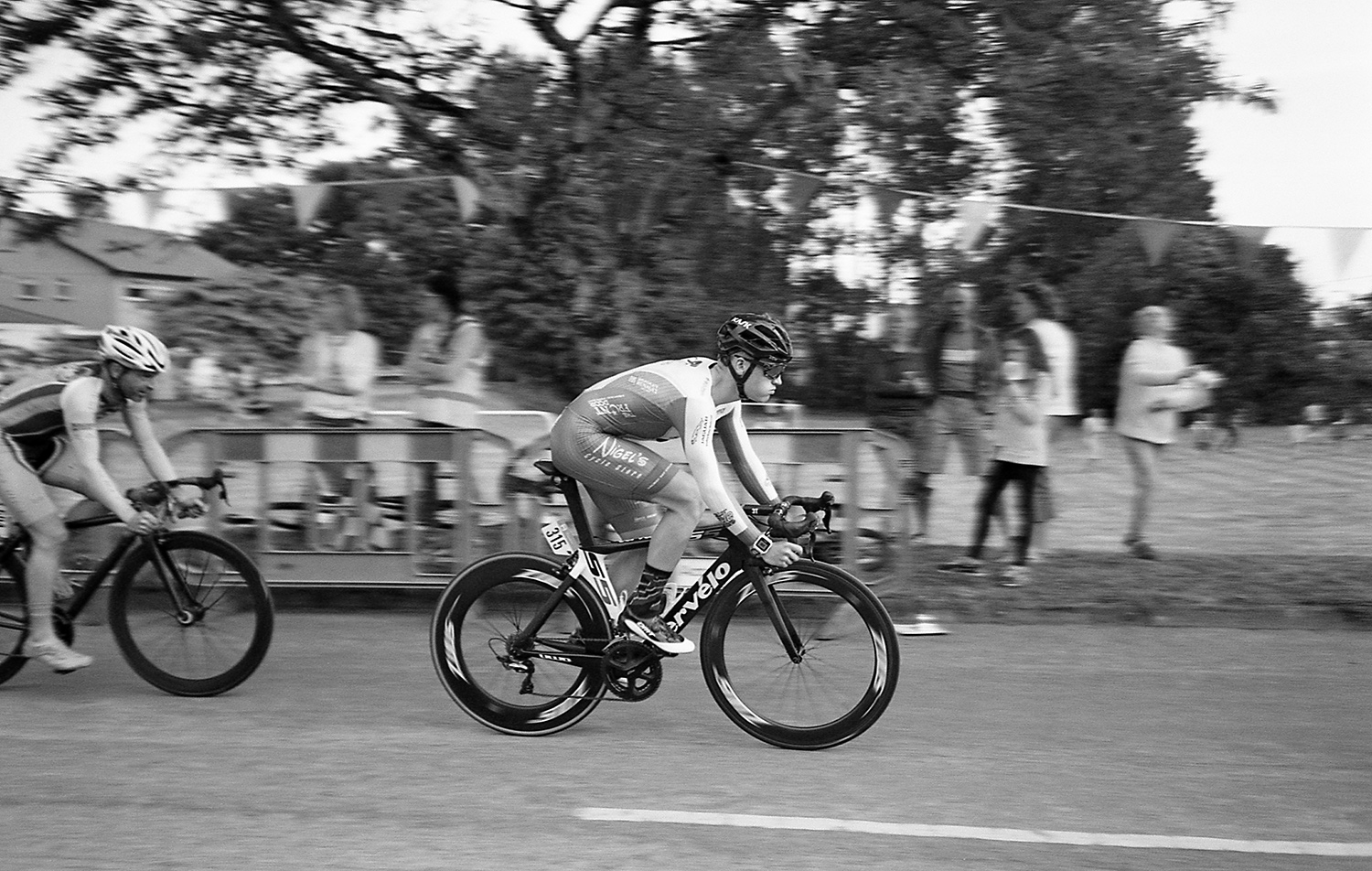 Galway Bay Cycling club, highfield park crit, film photography, donal kelly